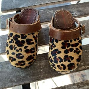 Animal print clogs size 25/8